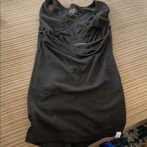 Women’s Lalabu baby wearing soothe shirt